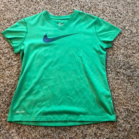 nike kids tees